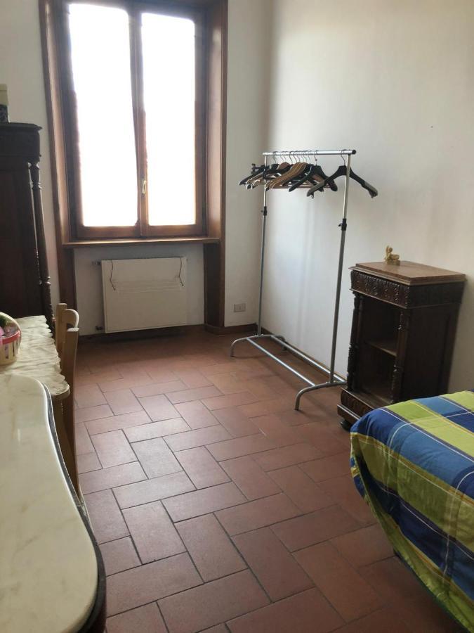 Solo Traveller Bedroom In Homestays City Center Флоренция Екстериор снимка